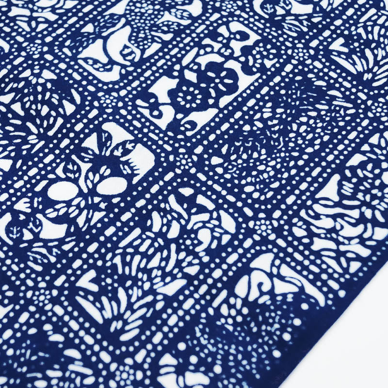 匠の技手ぬぐい 吉祥づくし(紺) – 梨園染オンラインストア